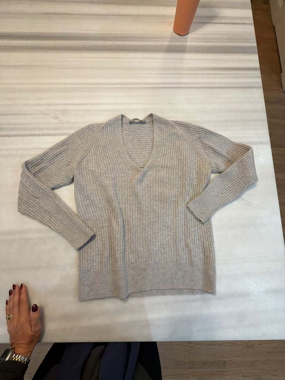 Vince Wool Cashmere Ribbed V-Neck Sweater Size M Light Gray